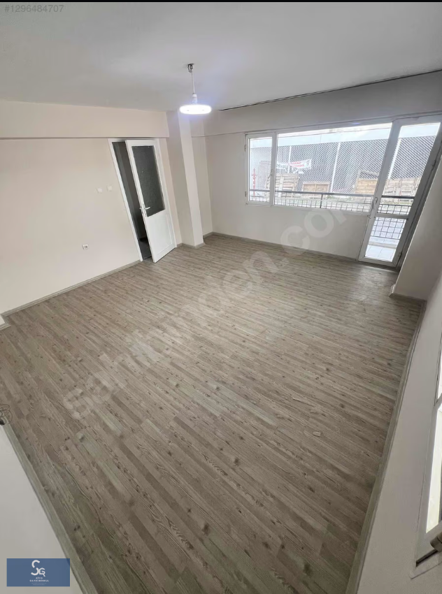 BALÇOVADA ARAKAT TADİLATLI BAKIMLI 2+1 KİRALIK DAİRE