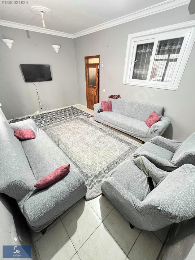 BAYRAKLI'DA MÜSTAKİL BAHÇELİ ÇİFT CEPHELİ FIRSAT 2+1